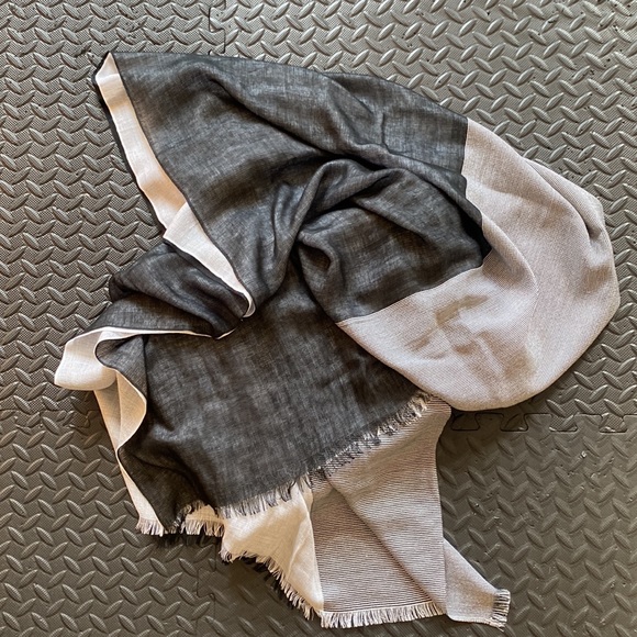 BCBG Scarf - Picture 5 of 5